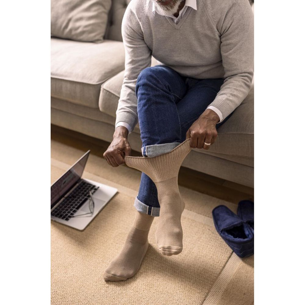 X927 IOMI Triple Pack Bamboo Diabetic Socks (Mix Blk/Nvy/Grey)