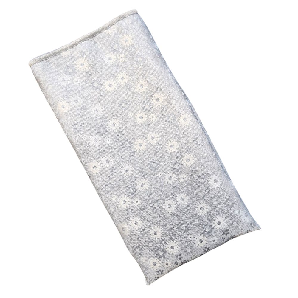 X945 Heirloom Juliette British Handmade Pocket Square (Silver)